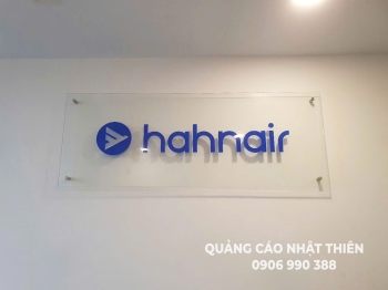 Bảng logo công ty mica